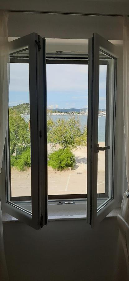 Beach Apartment Vami With Sea View Murter Exterior foto