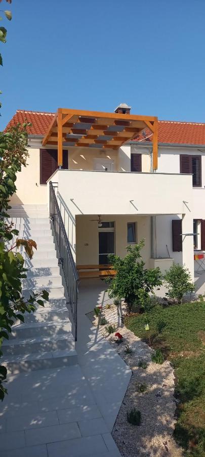 Beach Apartment Vami With Sea View Murter Exterior foto